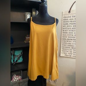 LOGO by Lori Goldstein The Cami Tank 🌼🌼